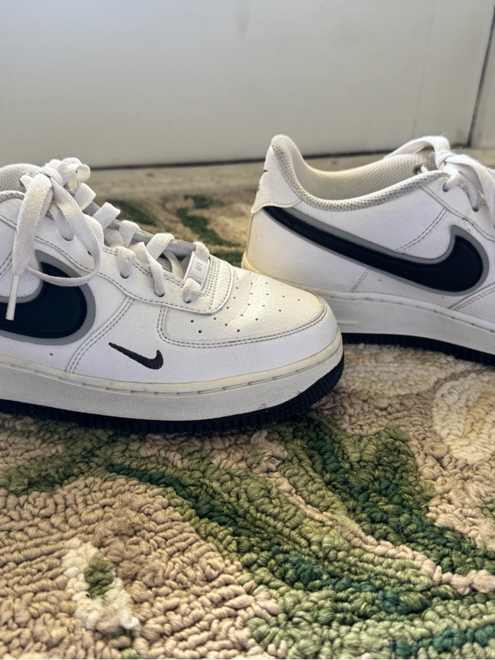 Nike Kids White/Black Air Force 1